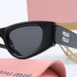 Sunglasses Miu Miu - Image 5