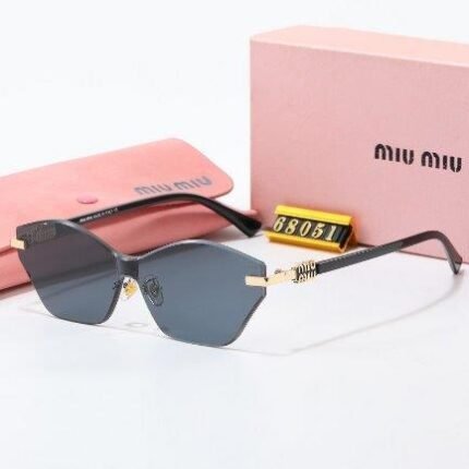 Sunglasses Miu Miu