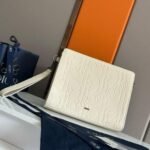 Christian Dior Triangle Pouch Gravity - Image 11