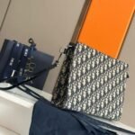 Christian Dior Triangle Pouch Gravity - Image 16
