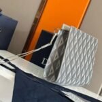 Christian Dior Triangle Pouch Gravity - Image 25