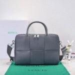 Bottega Veneta Arco Briefcase - Image 9