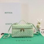 Bottega Veneta Vanity Case Intrecciato - Image 9