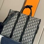 Christian Dior East-West Tote Bag - Image 2