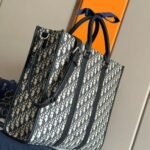 Christian Dior East-West Tote Bag - Image 3