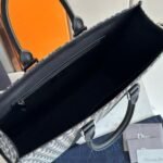 Christian Dior East-West Tote Bag - Image 7