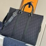 Christian Dior East-West Tote Bag - Image 11