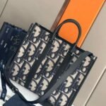 Christian Dior East-West Tote Bag - Image 14