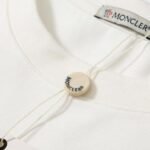 T-shirt Moncler Logo Patch Cotton - Image 8
