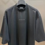 T-shirt Balenciaga Oversized - Image 2