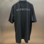 T-shirt Balenciaga Oversized - Image 3