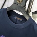 T-shirt Louis Vuitton - Image 5