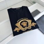 T-shirt Versace Coupe Blason With Embroidery - Image 5