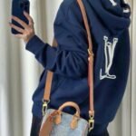 Hoodie Louis Vuitton LV Logo - Image 14