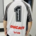 T-shirt Ducati Supreme Racing V4 - Image 8