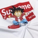 T-shirt Supreme Goku White Graphic - Image 3
