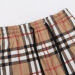 Short Burberry Classic Chess - Image 3