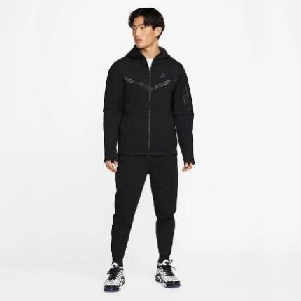 Set Nike Tech Fleece black