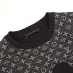 T-shirt Louis Vuitton Black - Image 3