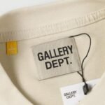 T-shirt Gallery Dept - Image 5