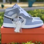 Air Jordan 1 x Dior High Retro - Image 2