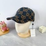 Cap Gucci GG Monogram Black and Brown - Image 3