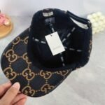 Cap Gucci GG Monogram Black and Brown - Image 4