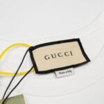 T-shirt Gucci Embossed White - Image 6