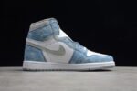 Air Jordan 1 High Hyper Royal - Image 5