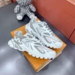 Louis Vuitton Runner Tatic Silver - Image 3