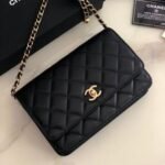 Shoulder Bag Chanel WOC Lambskin