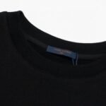 Sweatshirt Louis Vuitton Colorful Logo Black - Image 4