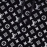 Hoodie Louis Vuitton LV Black Monogram Gradient - Image 5