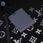 Hoodie Louis Vuitton LV Black Monogram Gradient - Image 6