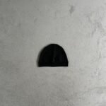 Synaworld Winter Black Red Beanie - Image 4