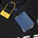 T-shirt Louis Vuitton Black - Image 4