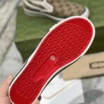 Sneaker Gucci Slip On GG Supreme Monogram - Image 7