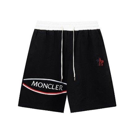 IMG8217 Shorts Moncler - Image 1