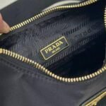 Shoulder Bag Prada Re-Edition 22×18×6.5CM - Image 3