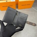 Louis Vuitton Wallet - Image 5