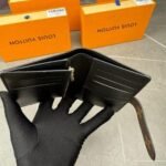 Louis Vuitton Wallet - Image 6