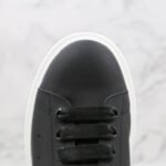 Alexander McQueen Over - Image 6