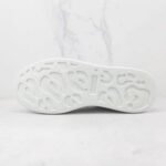 Alexander McQueen Over - Image 6