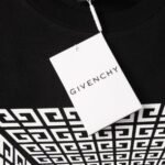 T-Shirt Givenchy - Image 7