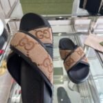 Slides Gucci GG Canvas Black Brown - Image 5