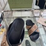 Slides Gucci GG Canvas Black Brown - Image 7
