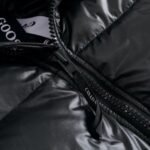 Jacket Puffer Canada Goose Black with Hood - Image 5