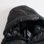 Jacket Puffer Canada Goose Black with Hood - Image 9