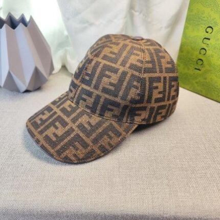 Cap Fendi Brown Monogram Adjustable