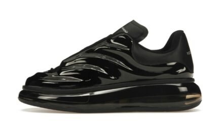 Oversized nero lucido